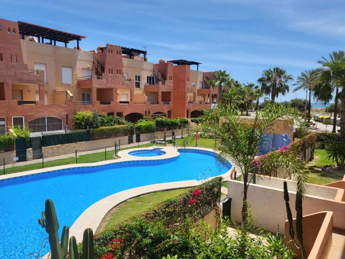 Апартаменти Apartamento Coqueto Con Terraza Y Cerca De La Piscina Comunitaria Y De La Playa! Playas de Vera Екстер'єр фото