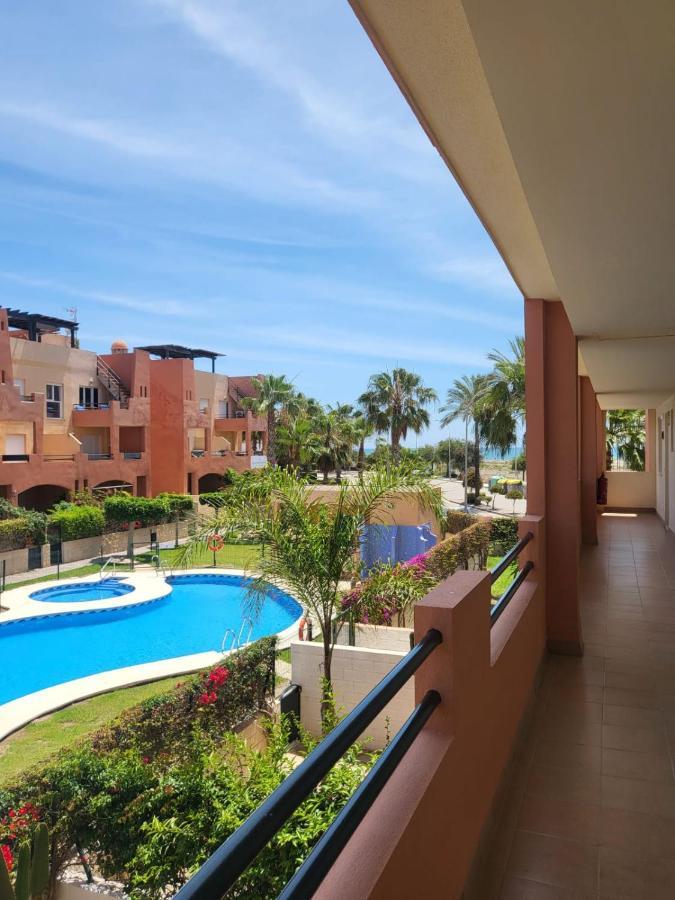 Апартаменти Apartamento Coqueto Con Terraza Y Cerca De La Piscina Comunitaria Y De La Playa! Playas de Vera Екстер'єр фото